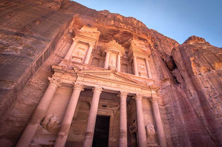 السياحة في الاردن: اجمل اماكن سياحية في البتراء - المسافر العربي